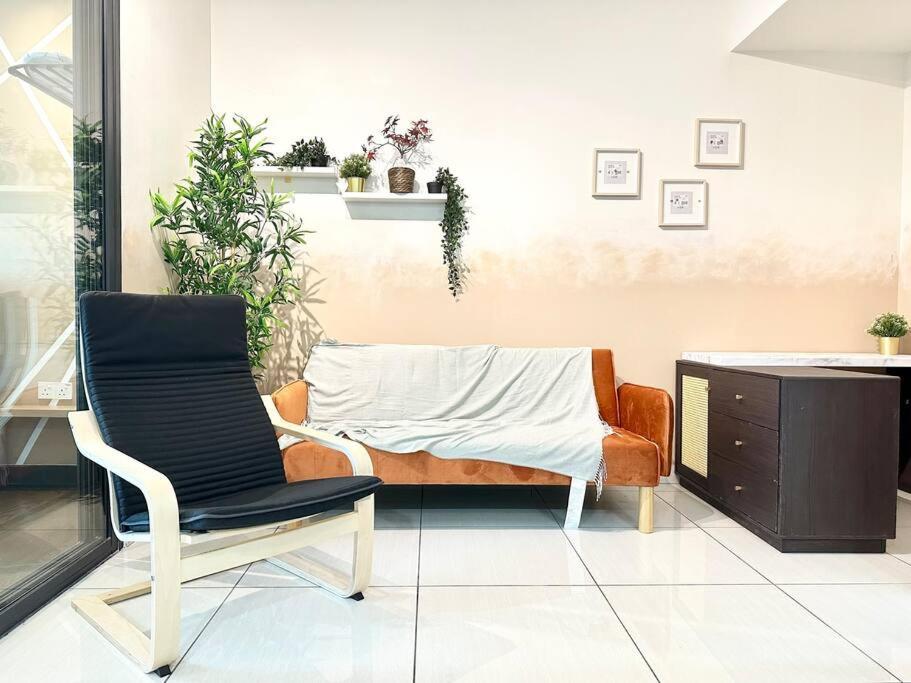 Apartment 2113 Almas Studio100mbps! Netflix By